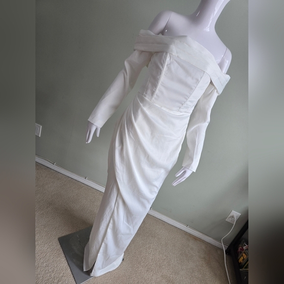 NWT PRETTY LITTLE THING BRIDAL White Long Sleeve Bardot Split Maxi Dress Size 6 - Picture 4 of 15